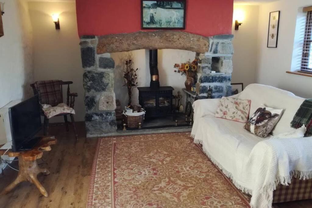 Farm Accommodation - The Lizard Peninsula, Cornwall Helston Exterior foto