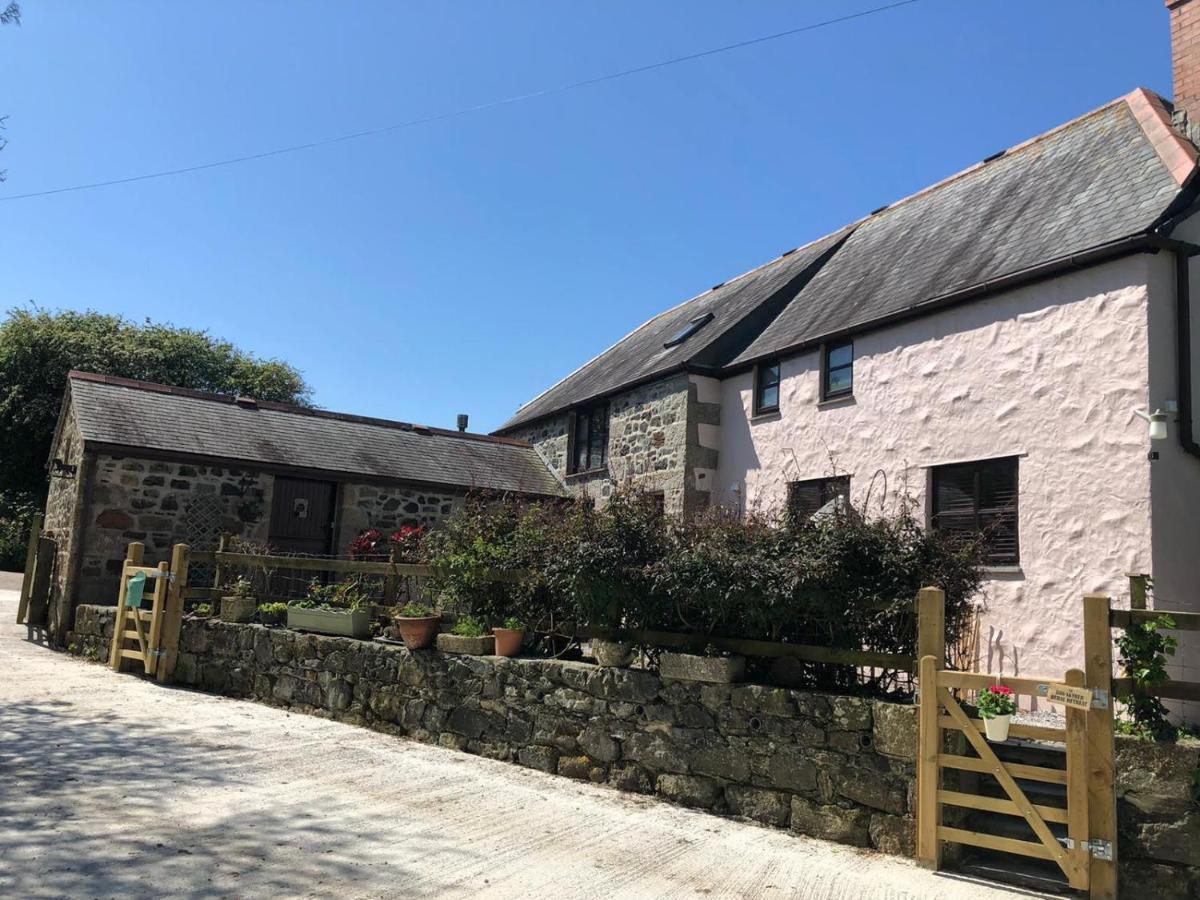 Farm Accommodation - The Lizard Peninsula, Cornwall Helston Exterior foto